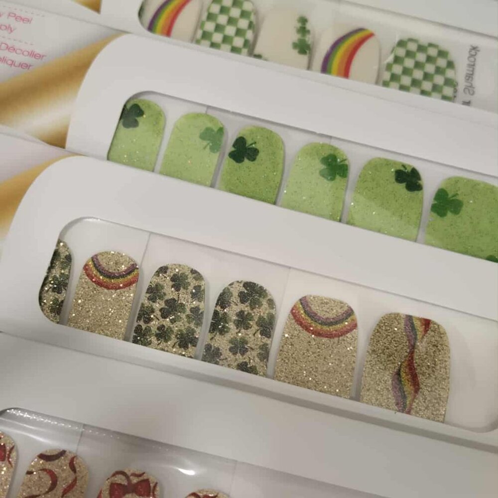 Color Street- Holiday Grab Bag- #10 - Picture 3 of 7